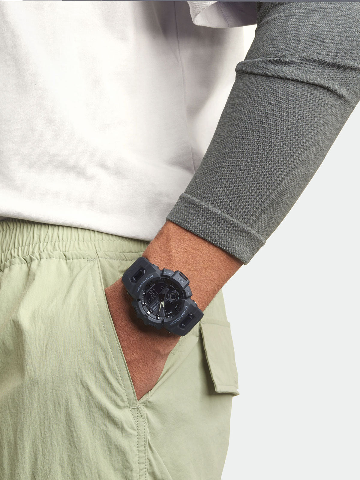 G-SHOCK G-SQUAD GBA-900-1AER