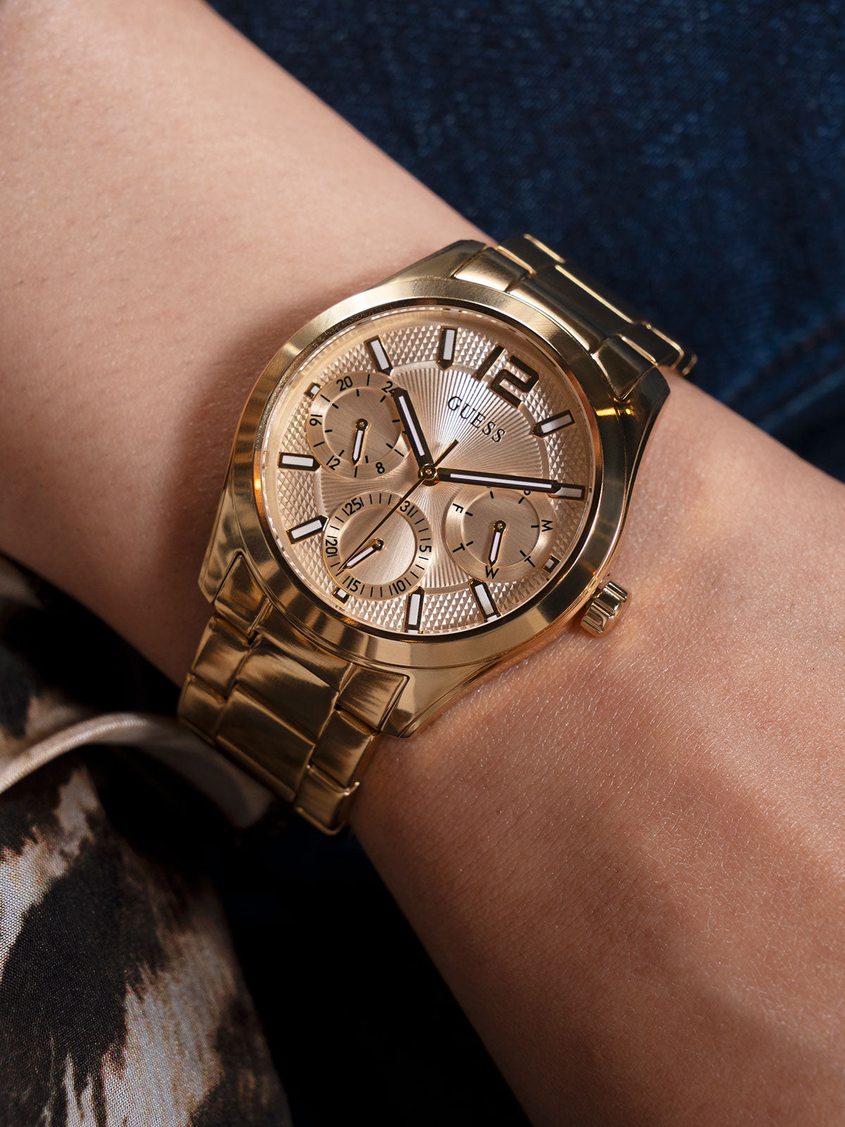 GUESS "ZOE" GW0760L2