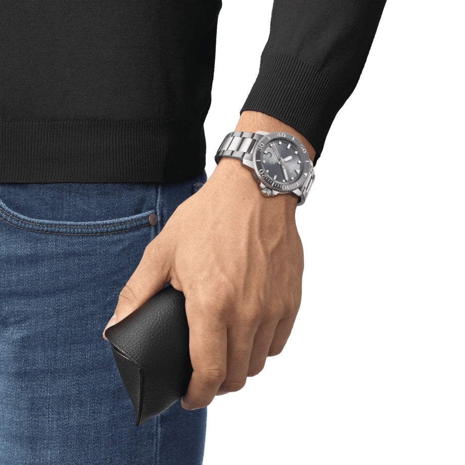 Tissot T1204071108101