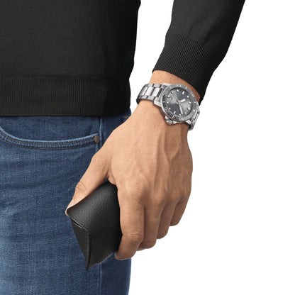 Tissot T1204071108101
